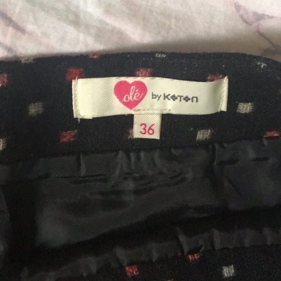 Mini skirt with gingham patern - Picture 2 of 4